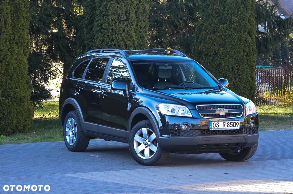 Chevrolet Captiva 2.4 2WD 7 Sitzer LS Family Edition - 4