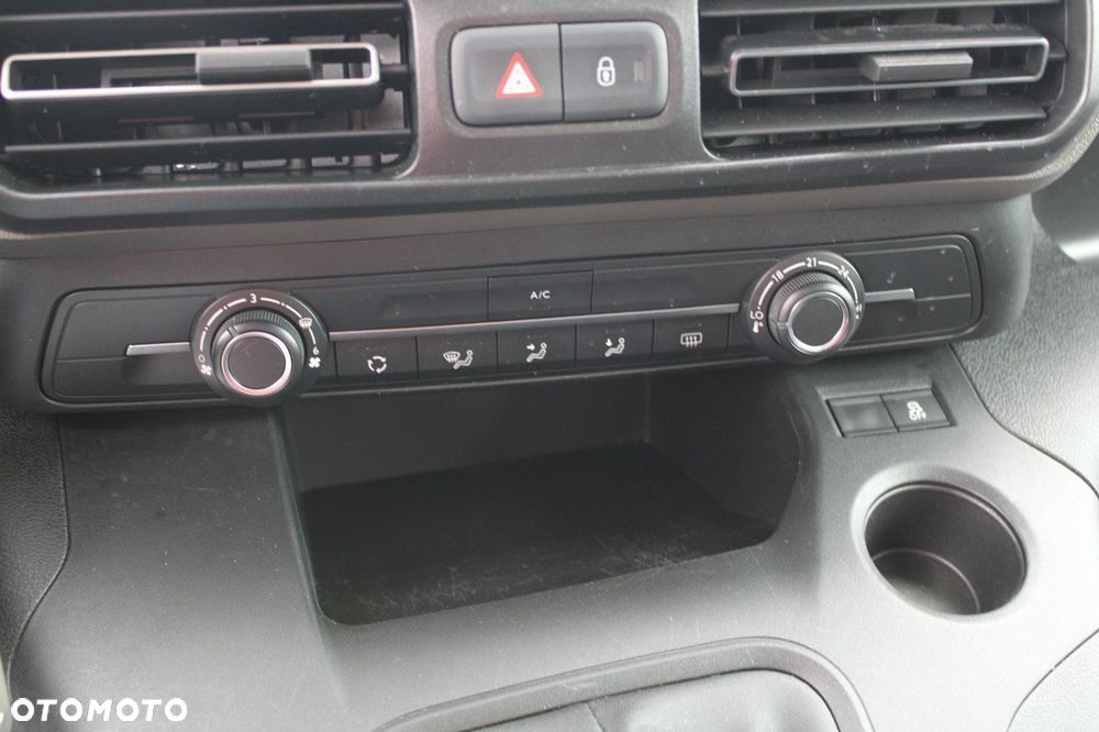 Peugeot Rifter 1.5 BlueHDI Active - 21