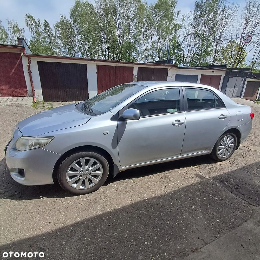 Toyota Corolla 1.6 VVT-i Luna Start - 3