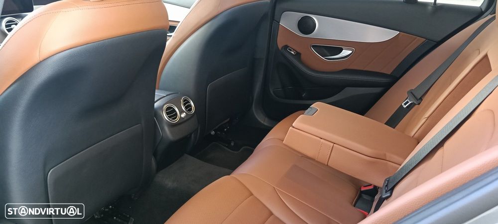 Mercedes-Benz C 180 - 12