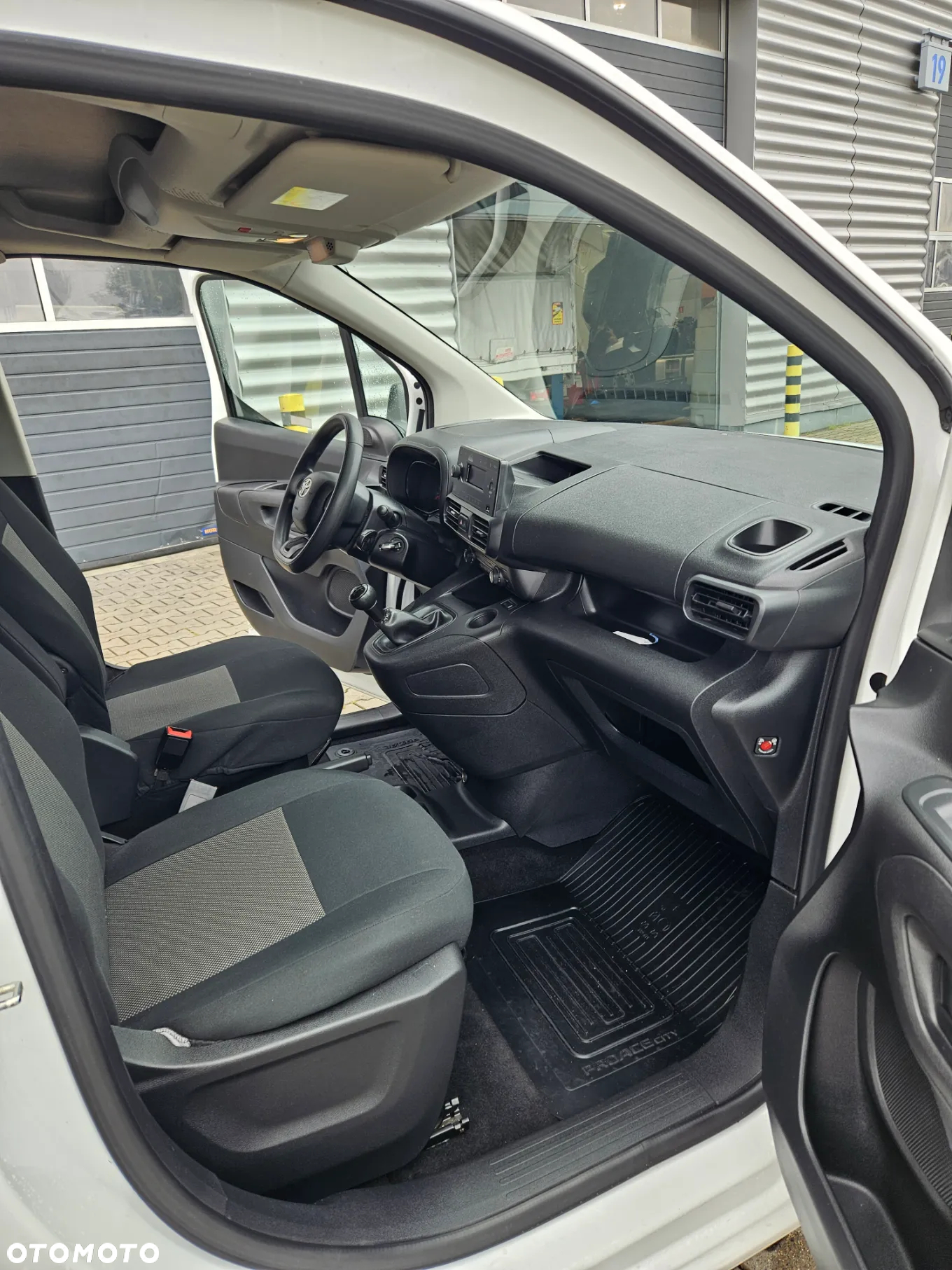 Toyota PROACE CITY STOCK 31595 - 10