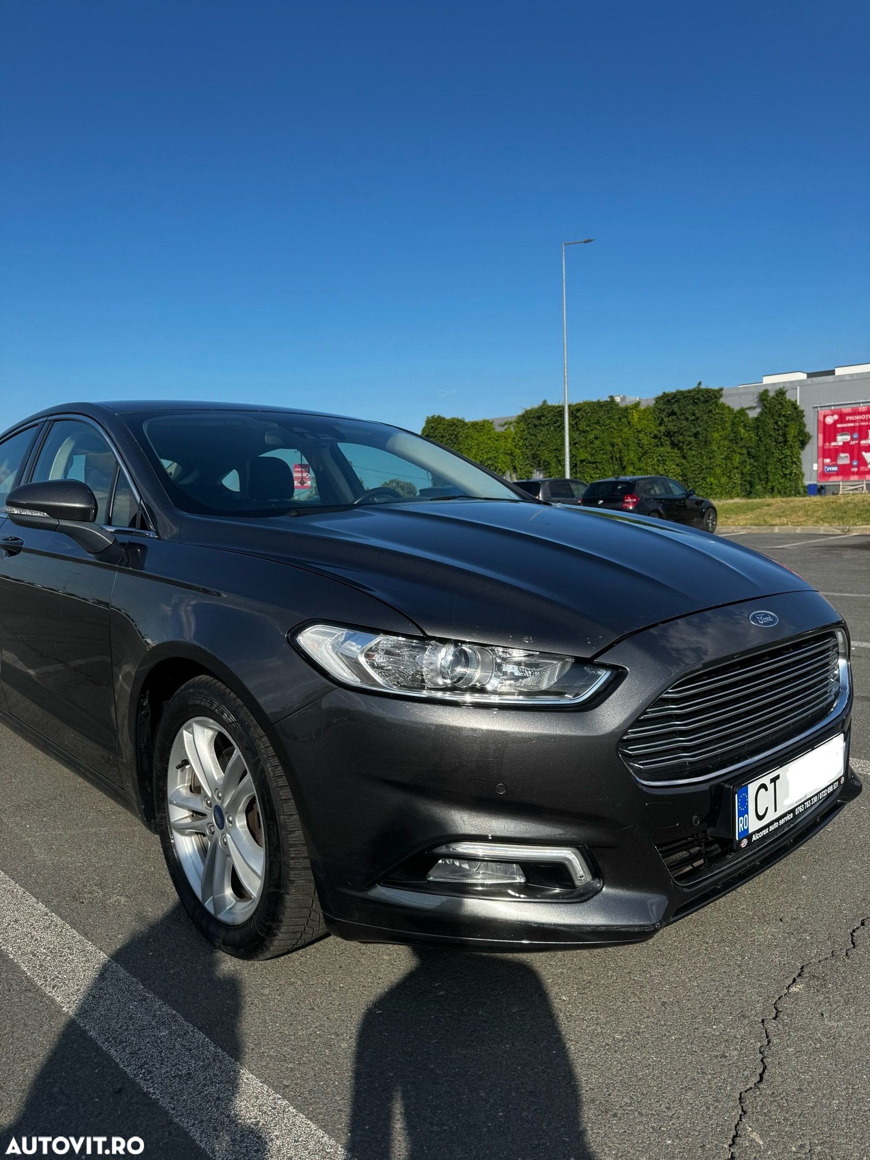 Ford Mondeo Vignale 2.0 TDCi Powershift - 4