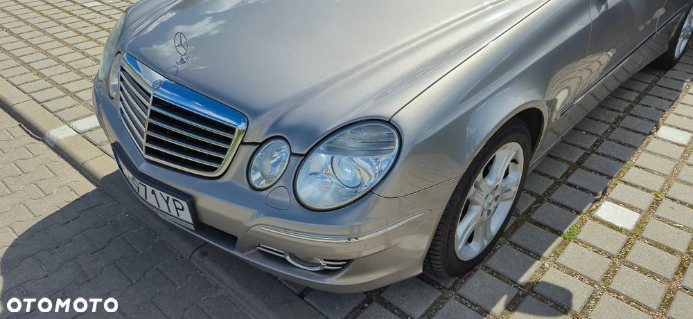 Mercedes-Benz Klasa E - 9