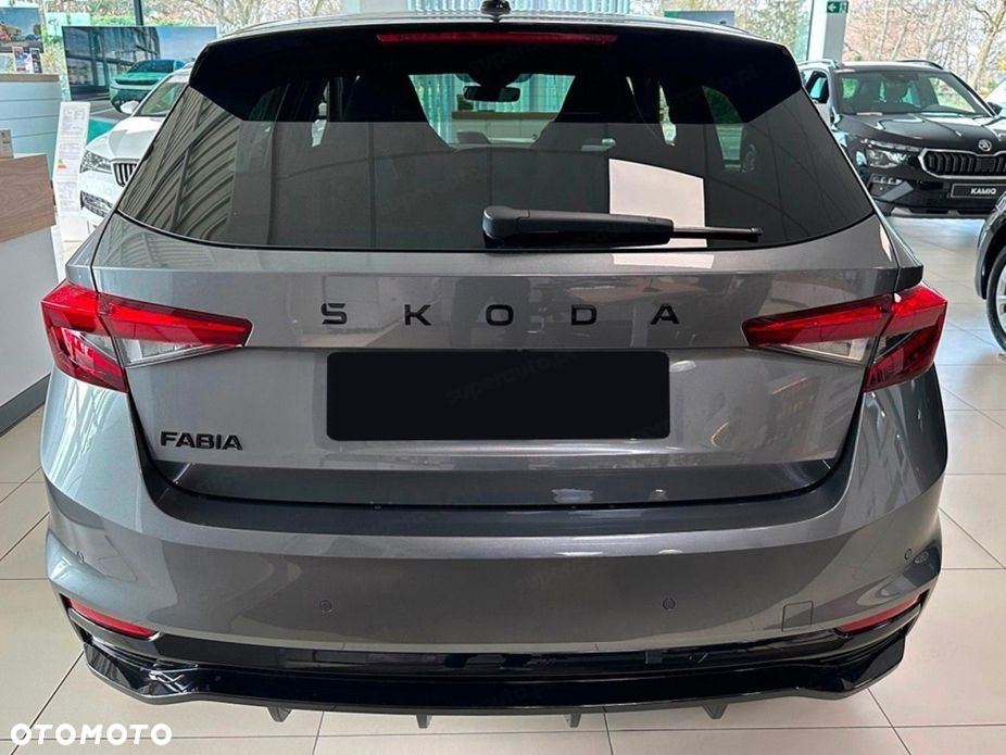 Skoda Fabia 1.0 TSI Monte Carlo DSG - 5