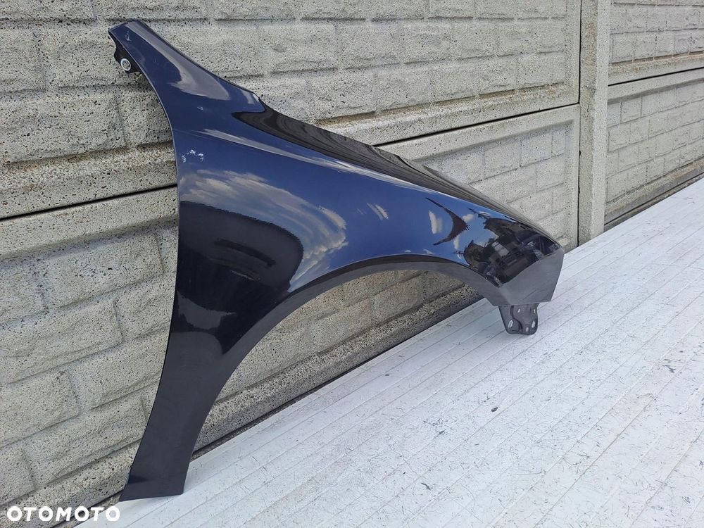 skoda octavia ii 2 04-13 błotnik prawy przód oryginał - 3