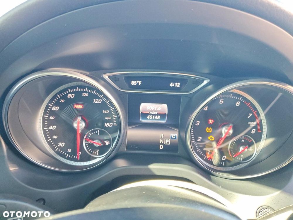 Mercedes-Benz CLA 250 4Matic 7G-DCT - 11