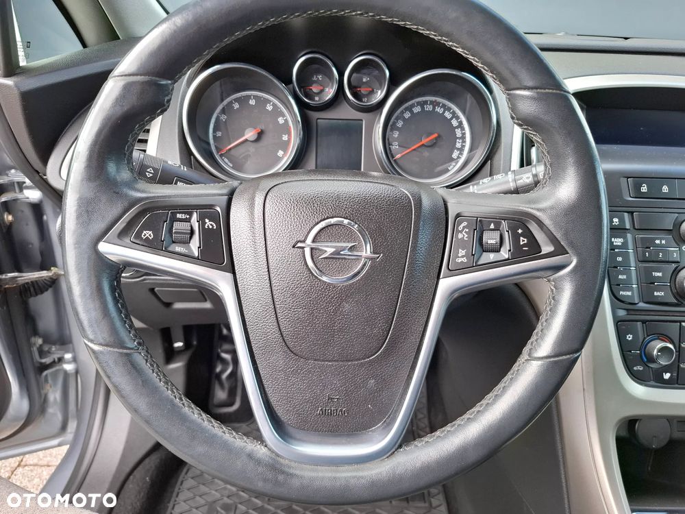Opel Astra 1.4 T Cosmo - 21