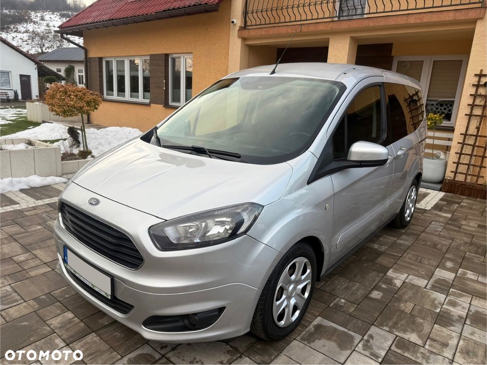 Ford Tourneo Courier 1.5 TDCi Titanium - 31