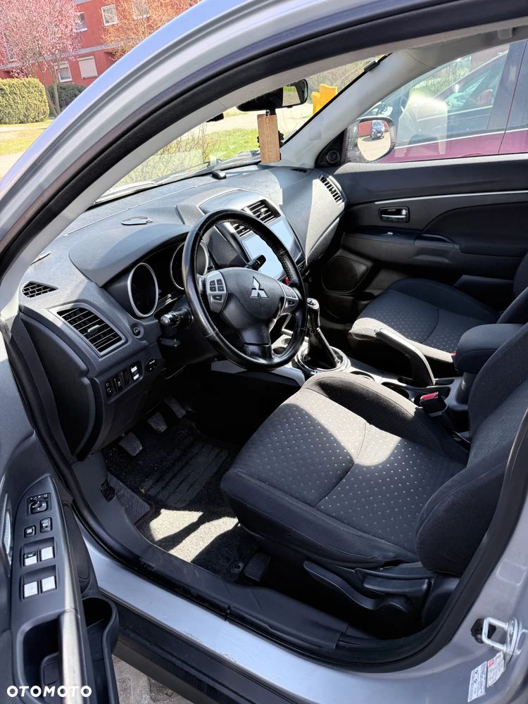 Mitsubishi ASX 1.6 Inform - 8