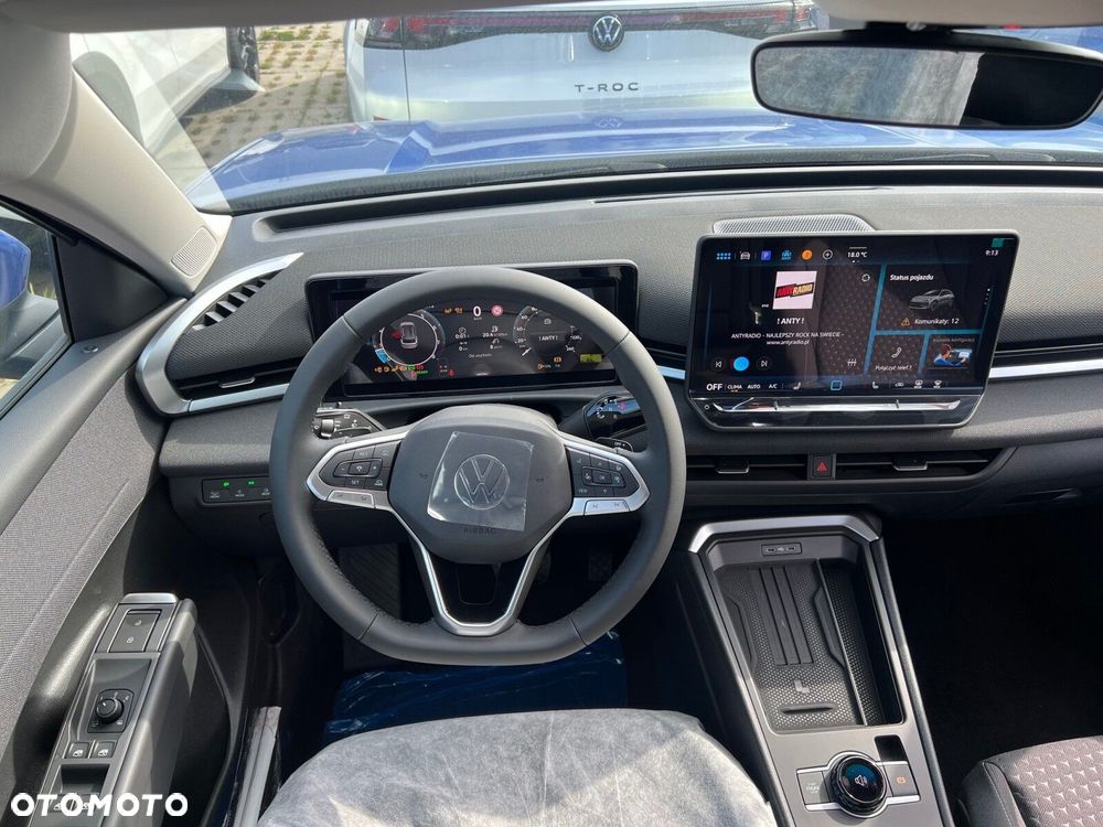 Volkswagen T-Roc 1.5 eTSI Life DSG - 8