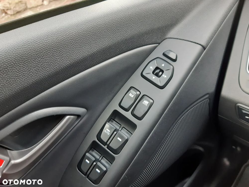 Hyundai ix35 1.7 CRDi Premium 2WD - 30