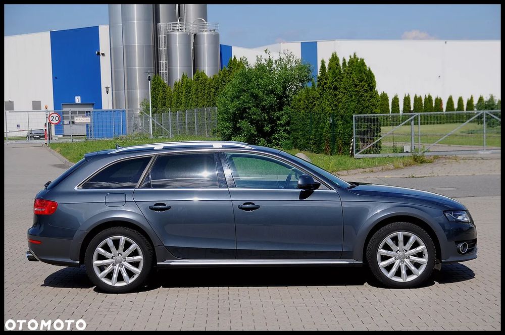 Audi A4 Allroad - 23