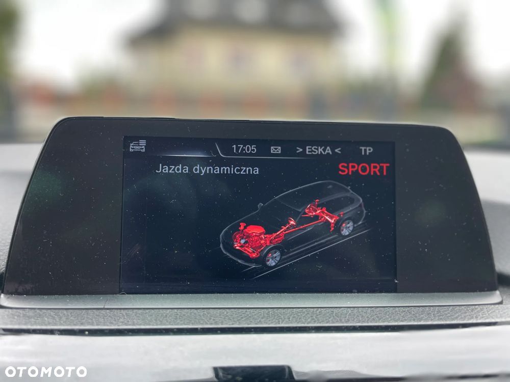 BMW Seria 3 318d Sport Line - 5