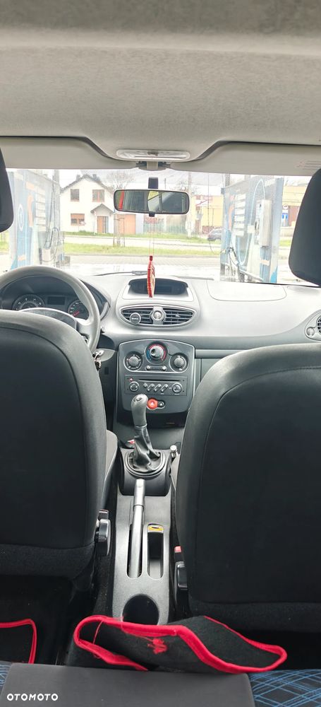 Renault Clio 1.2 16V Extreme - 5