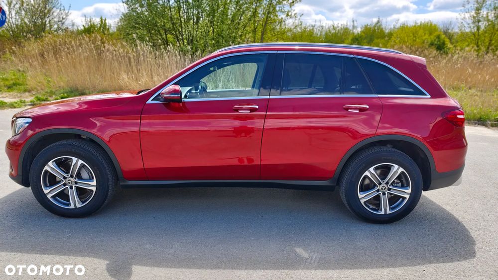 Mercedes-Benz GLC 300 4Matic 9G-TRONIC Exclusive - 2