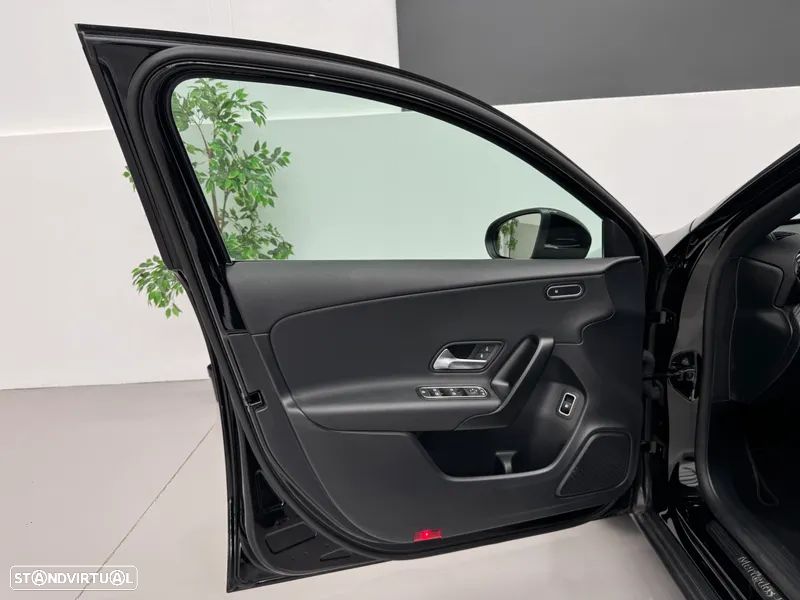 Mercedes-Benz A 250 - 4