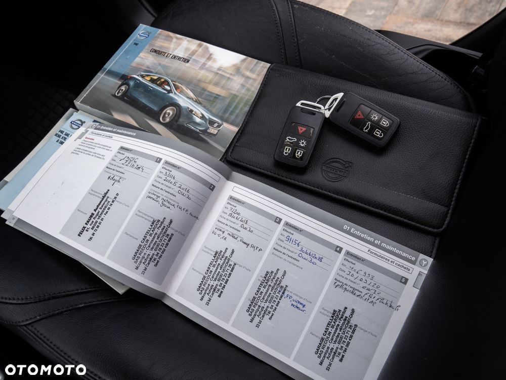 Volvo V40 D3 Geartronic R Design - 38