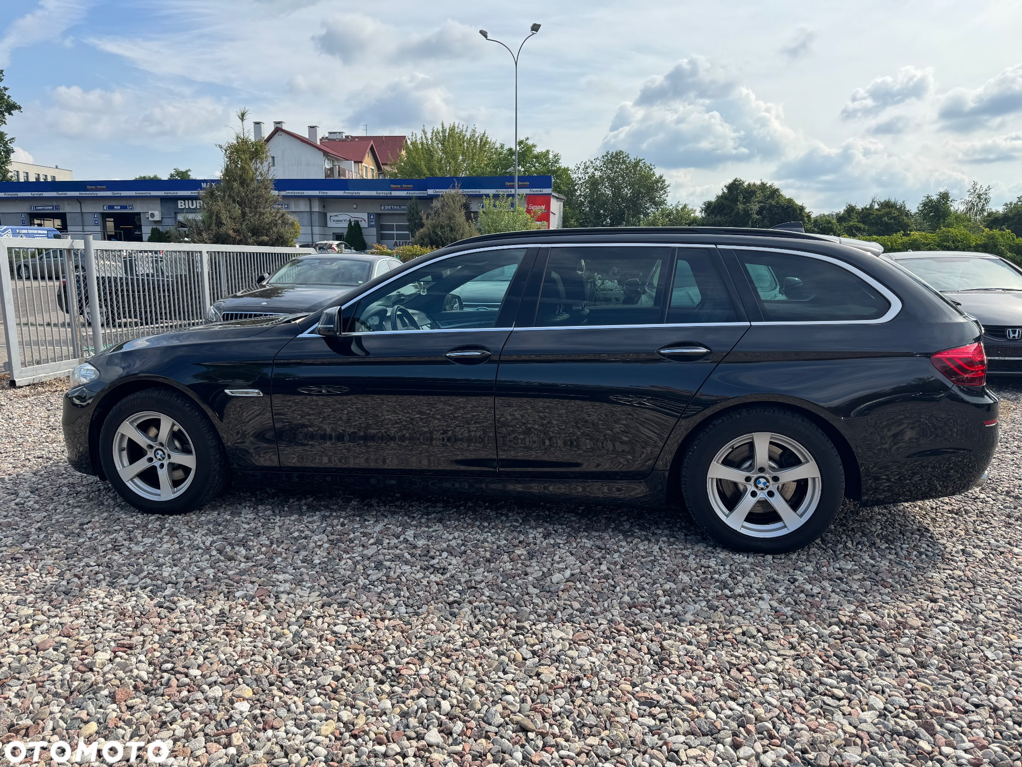 BMW Seria 5 520d xDrive - 6