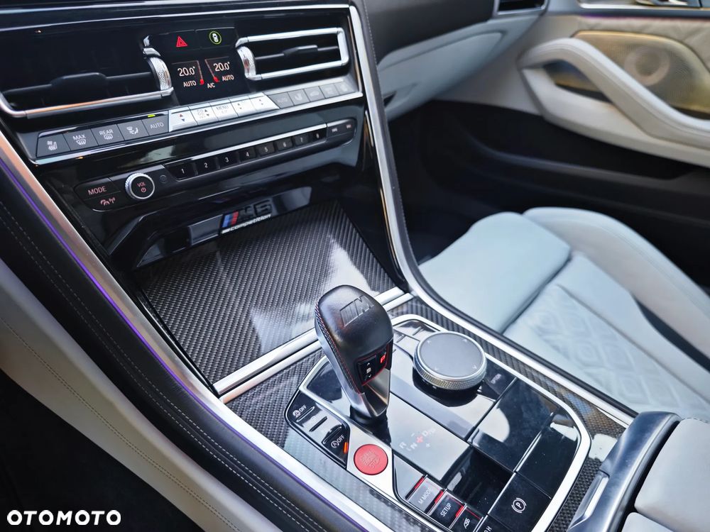 BMW M8 Competition - 17