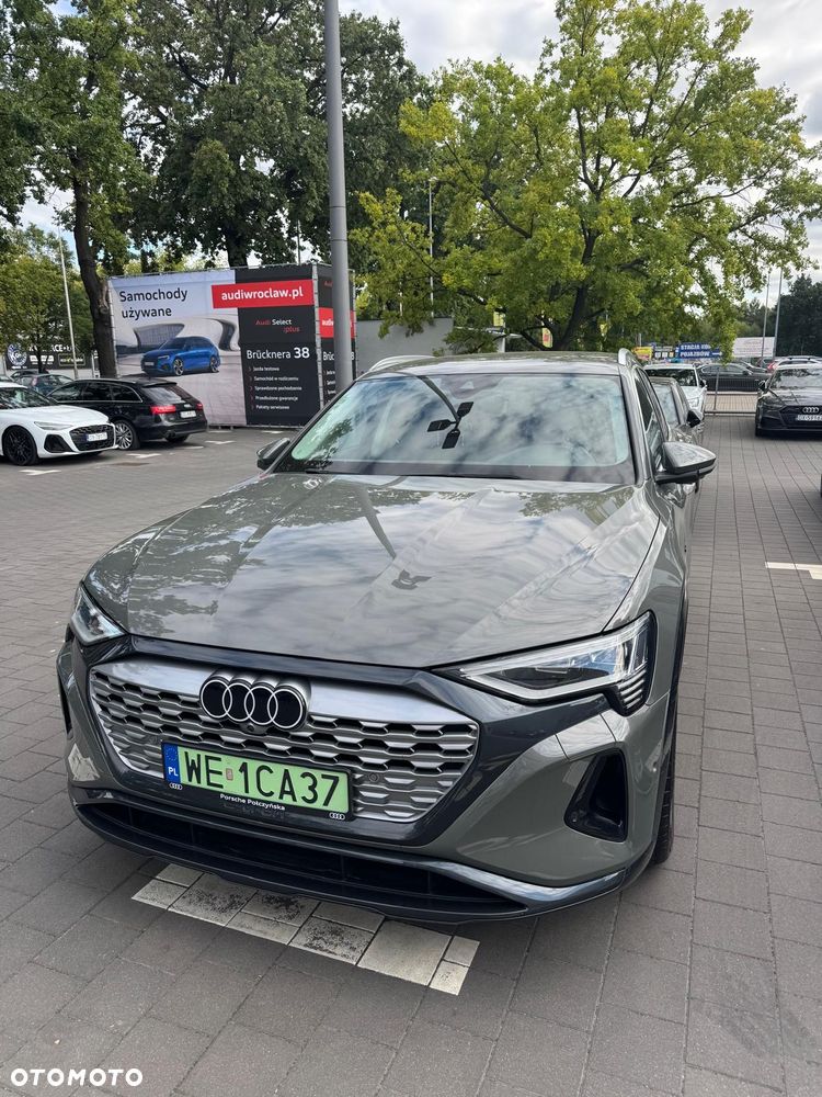 Audi Q8 e-tron - 1
