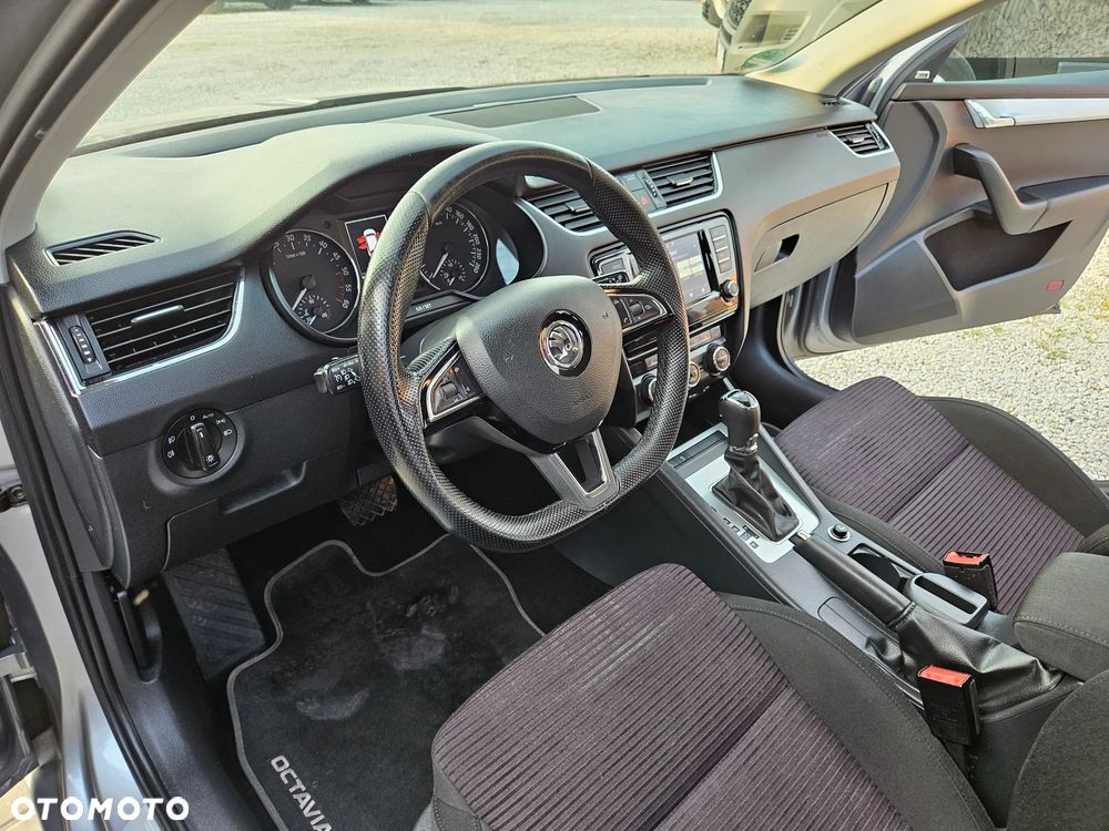 Skoda Octavia 1.6 TDI Joy DSG - 21