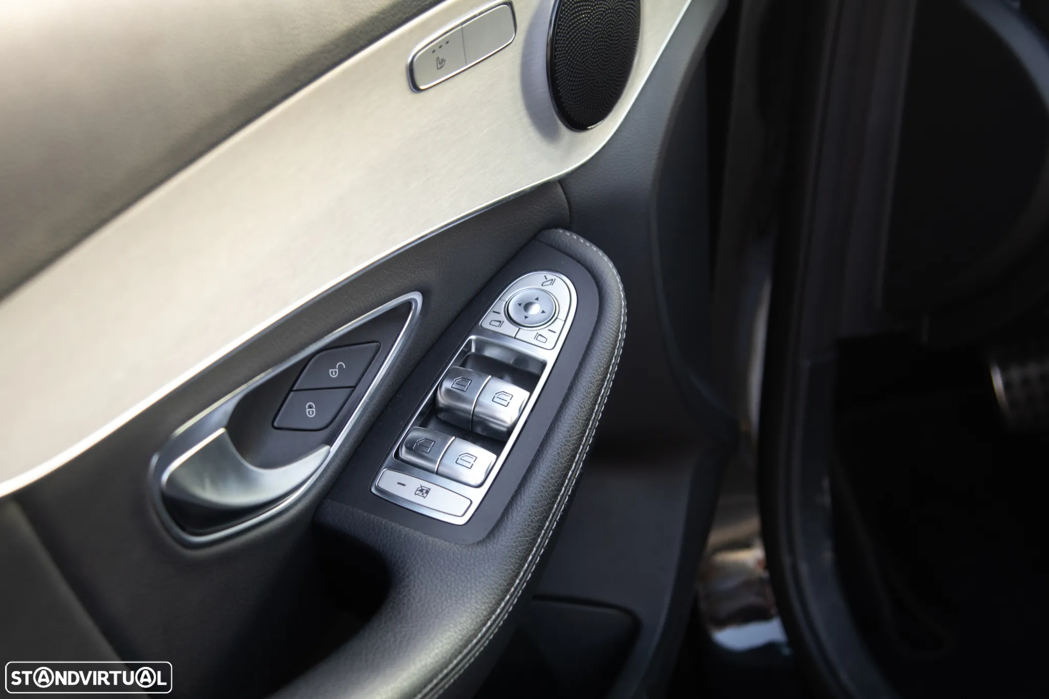 Mercedes-Benz C 300 de AMG Line - 15