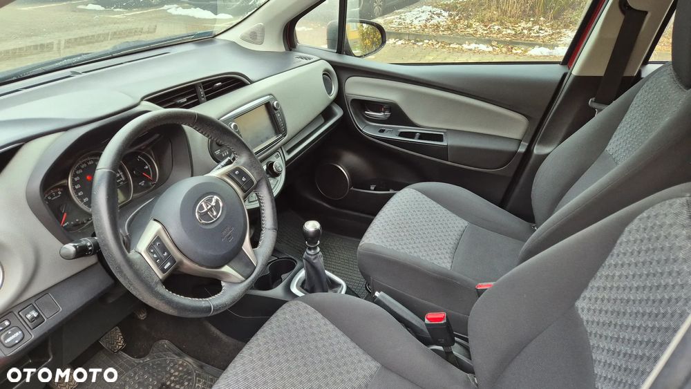 Toyota Yaris 1.33 Premium EU6 - 9