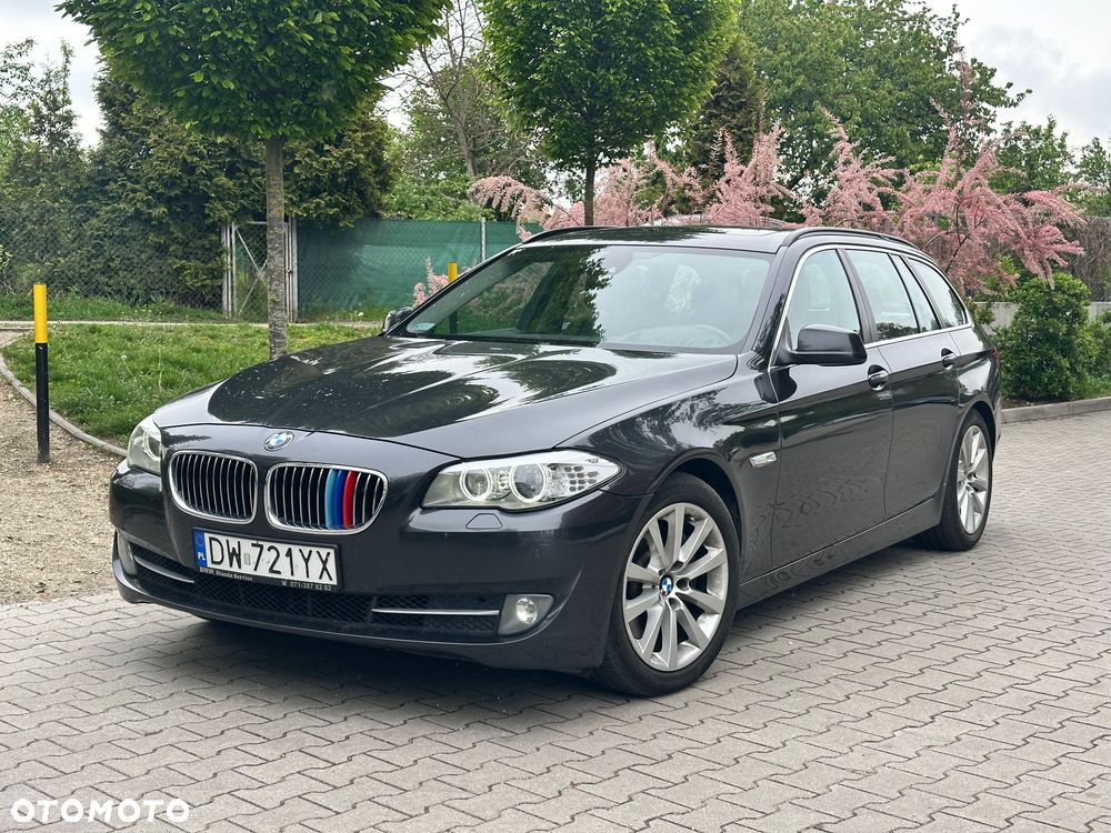 BMW Seria 5 525d Sport-Aut - 1