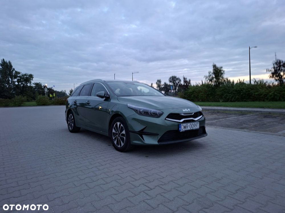 Kia Ceed 1.5 T-GDI Tribute - 2