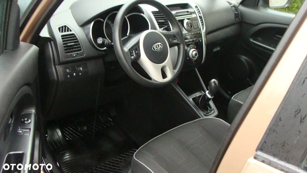 Kia Venga 1.4 L - 20
