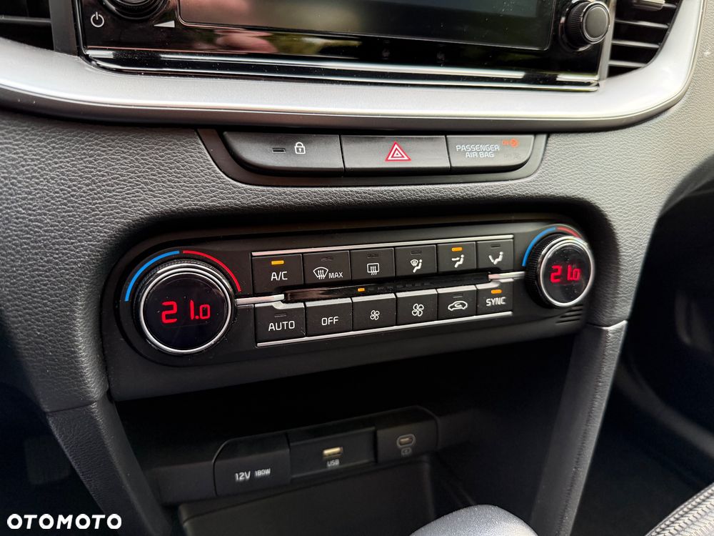 Kia Ceed 1.5 T-GDI M DCT - 19