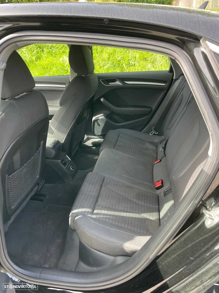 Audi A3 Limousine 1.6 TDI (clean diesel) S line Sport Pack - 13