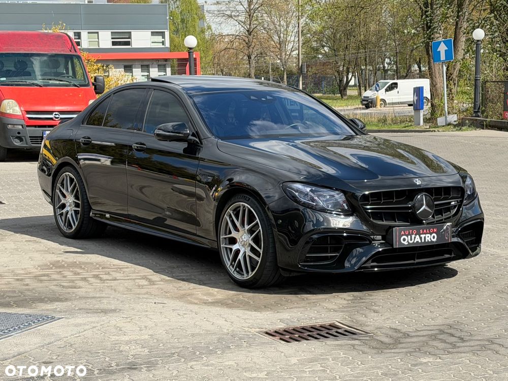 Mercedes-Benz Klasa E AMG 63 S 4-Matic+ - 3