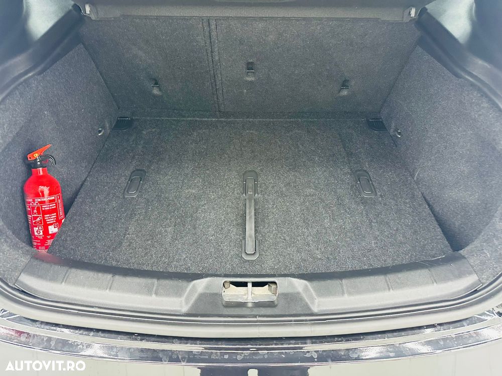 Volvo V40 D2 DRIVe Kinetic - 17