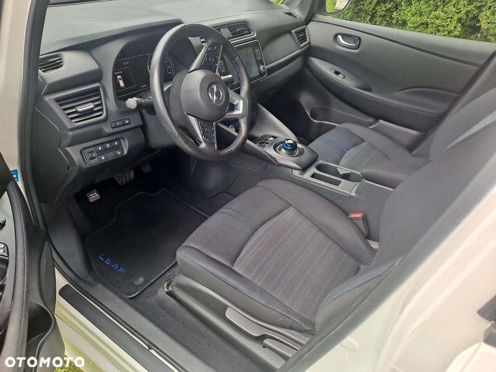 Nissan Leaf 40 kWh Acenta - 9