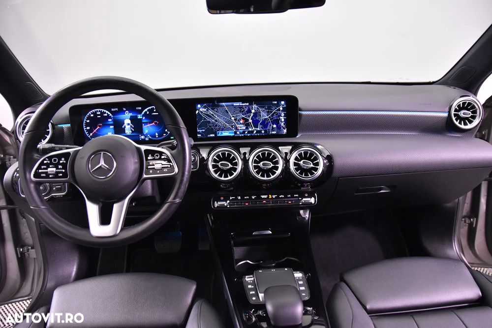 Mercedes-Benz A 180 7G-DCT - 9