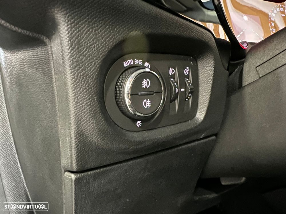 Opel Corsa 1.2 T Edition - 24