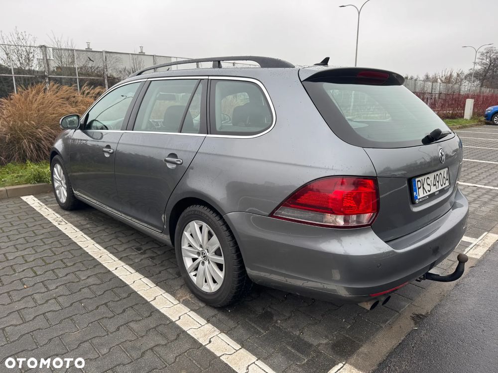 Volkswagen Golf 2.0 TDI Highline - 8