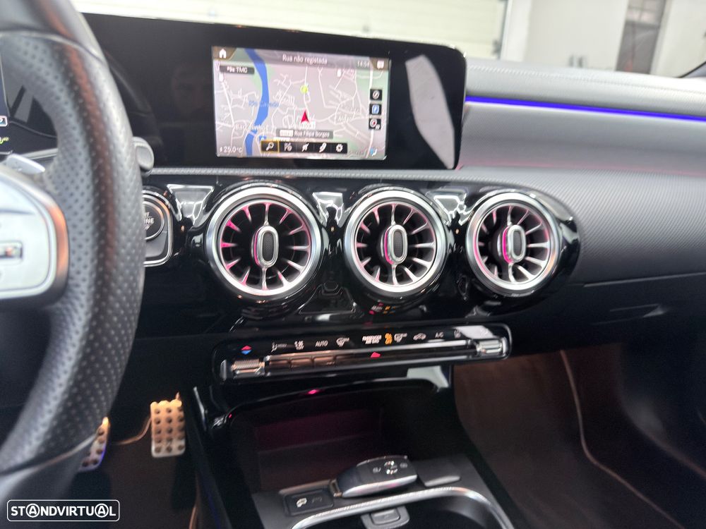 Mercedes-Benz A 250 e 8G-DCT Edition AMG Line - 25