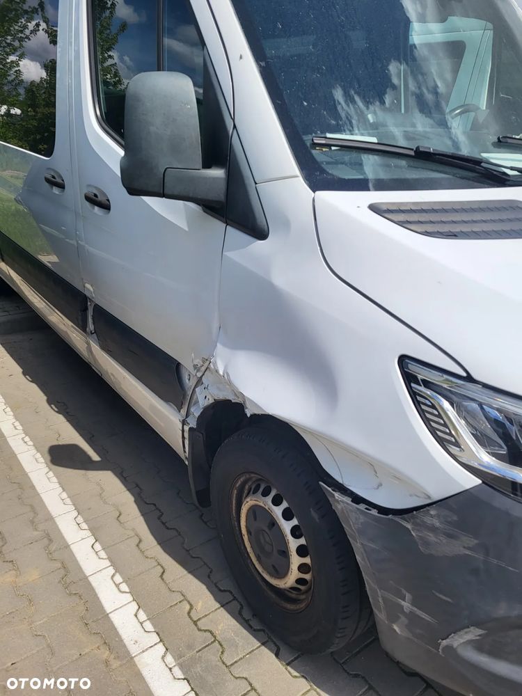 Mercedes-Benz Sprinter - 8