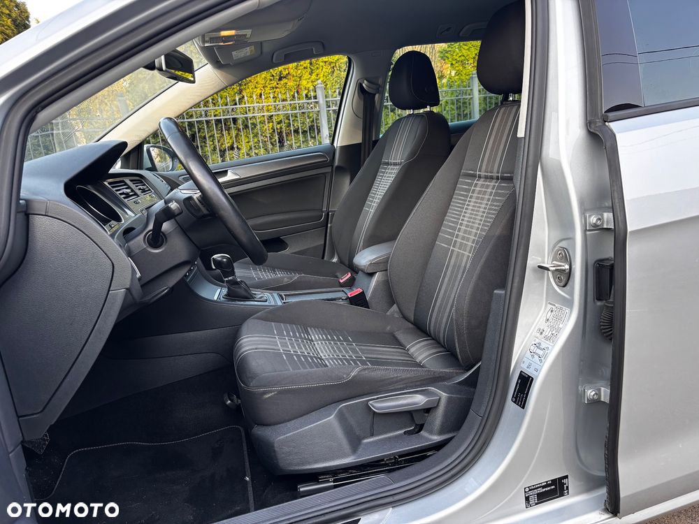 Volkswagen Golf 1.6 TDI BlueMotion Technology DSG Lounge - 13