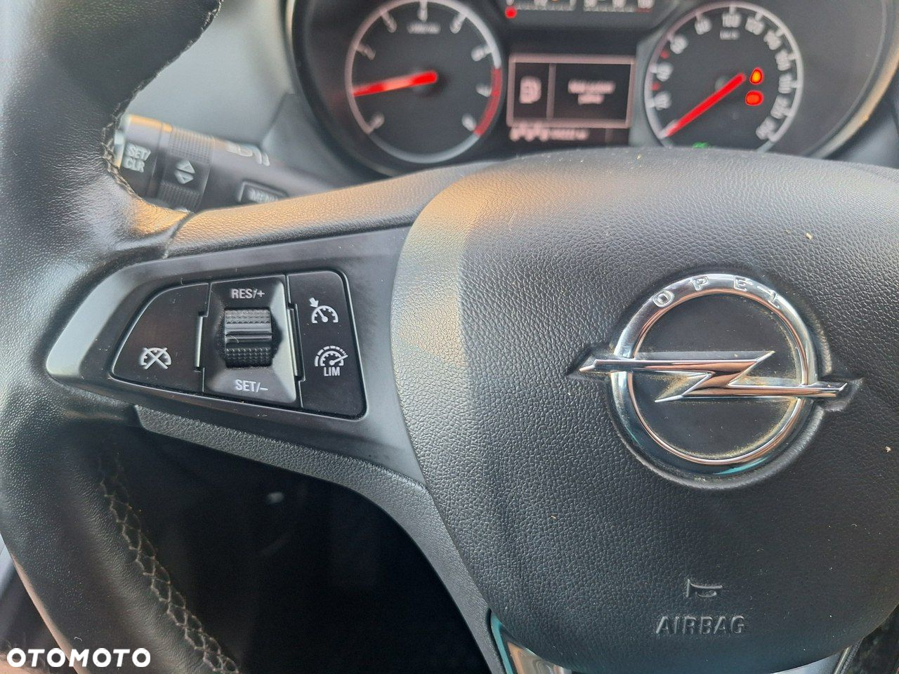 Opel Zafira - 9