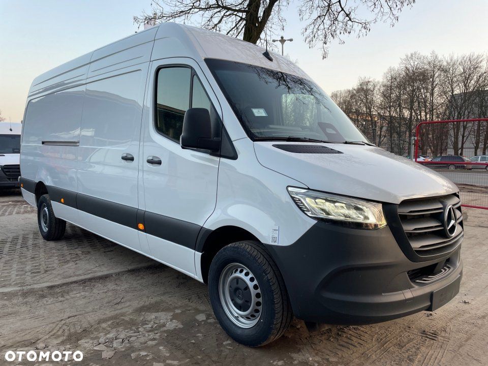 Mercedes-Benz Sprinter - 1