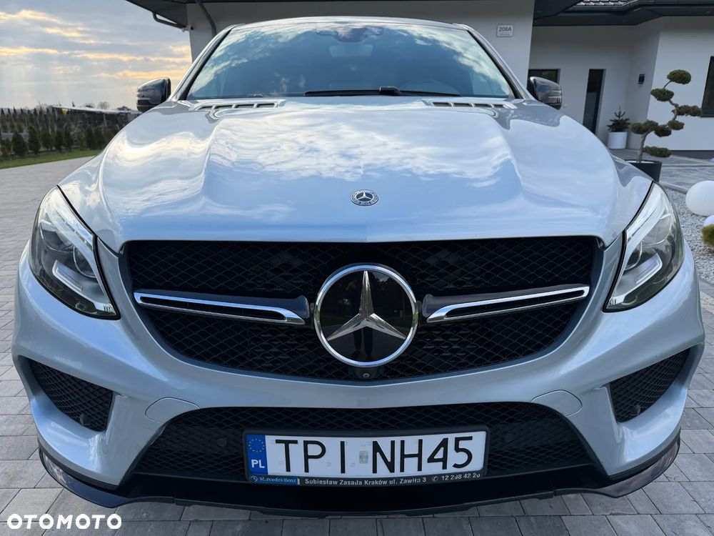 Mercedes-Benz GLE - 23