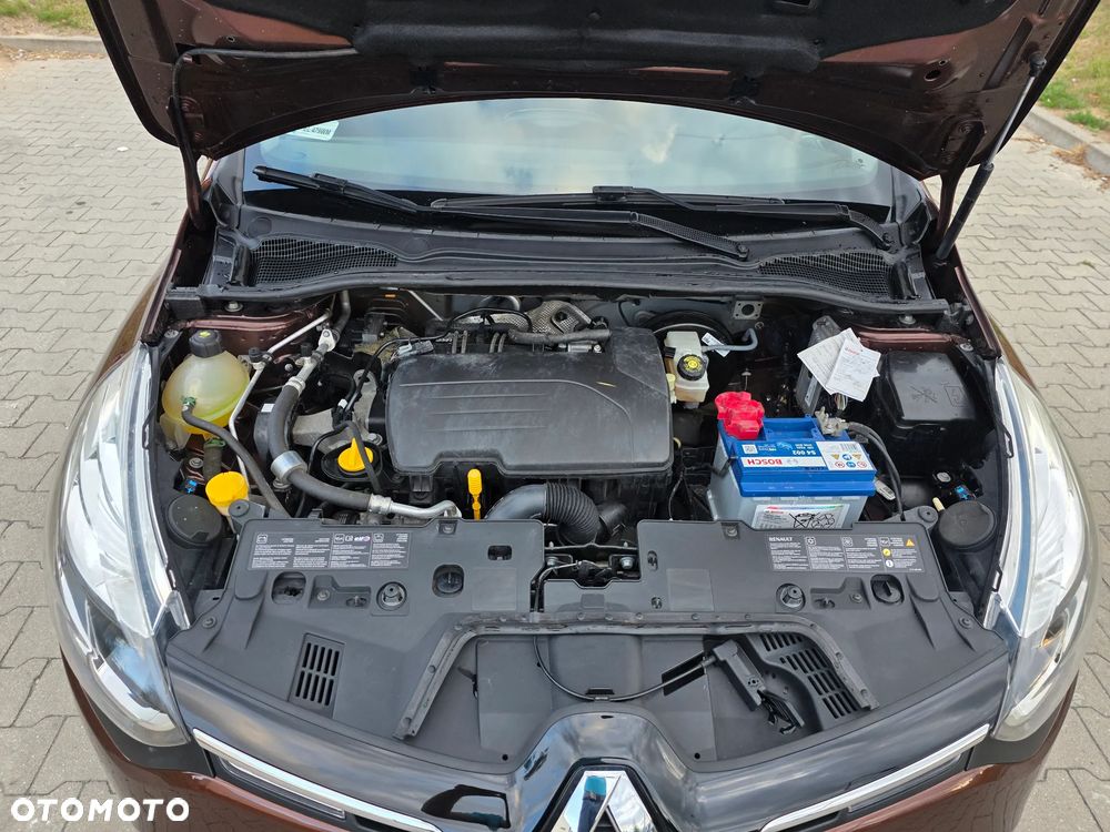 Renault Clio - 11