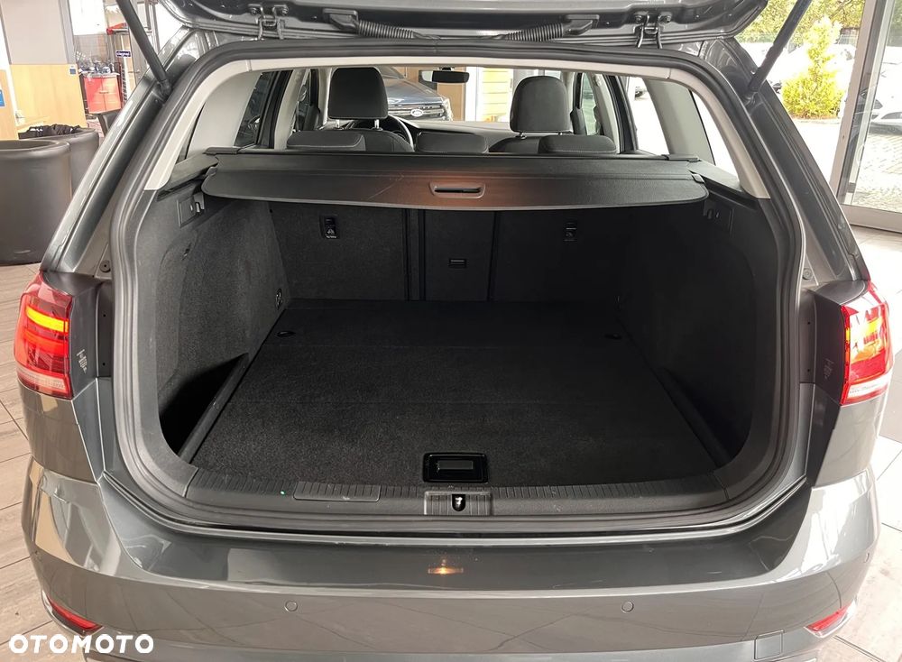 Volkswagen Golf Variant - 29