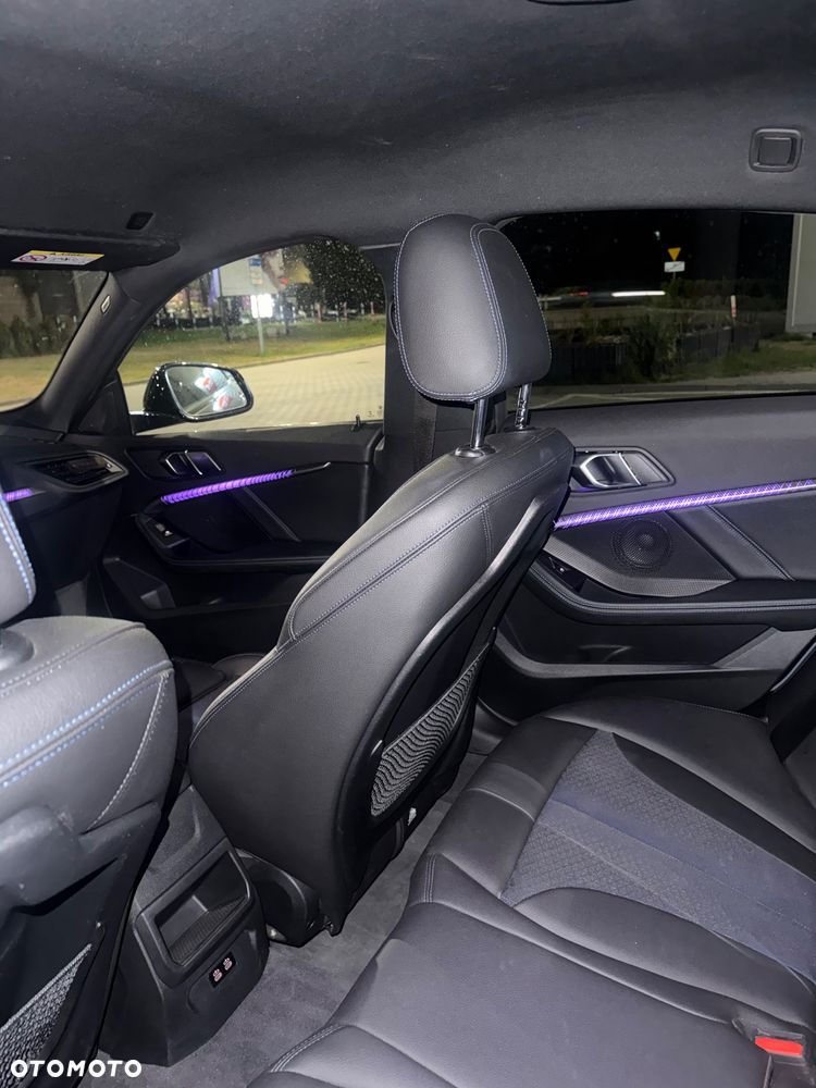 BMW Seria 2 218i M Sport - 26