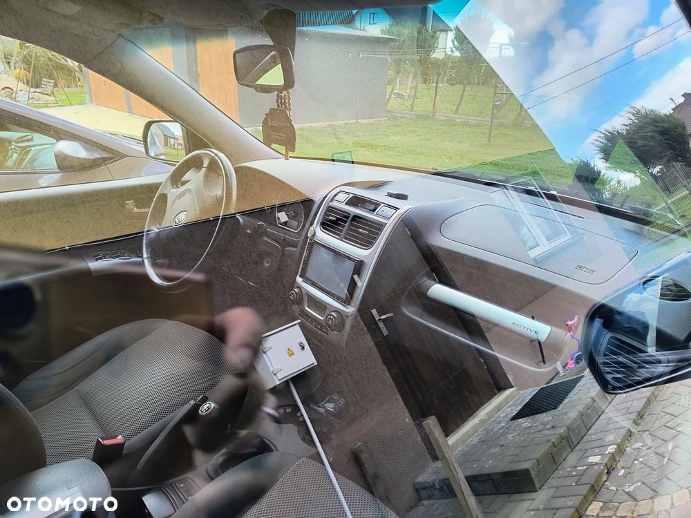 Kia Sportage 2.0 Expedition - 7