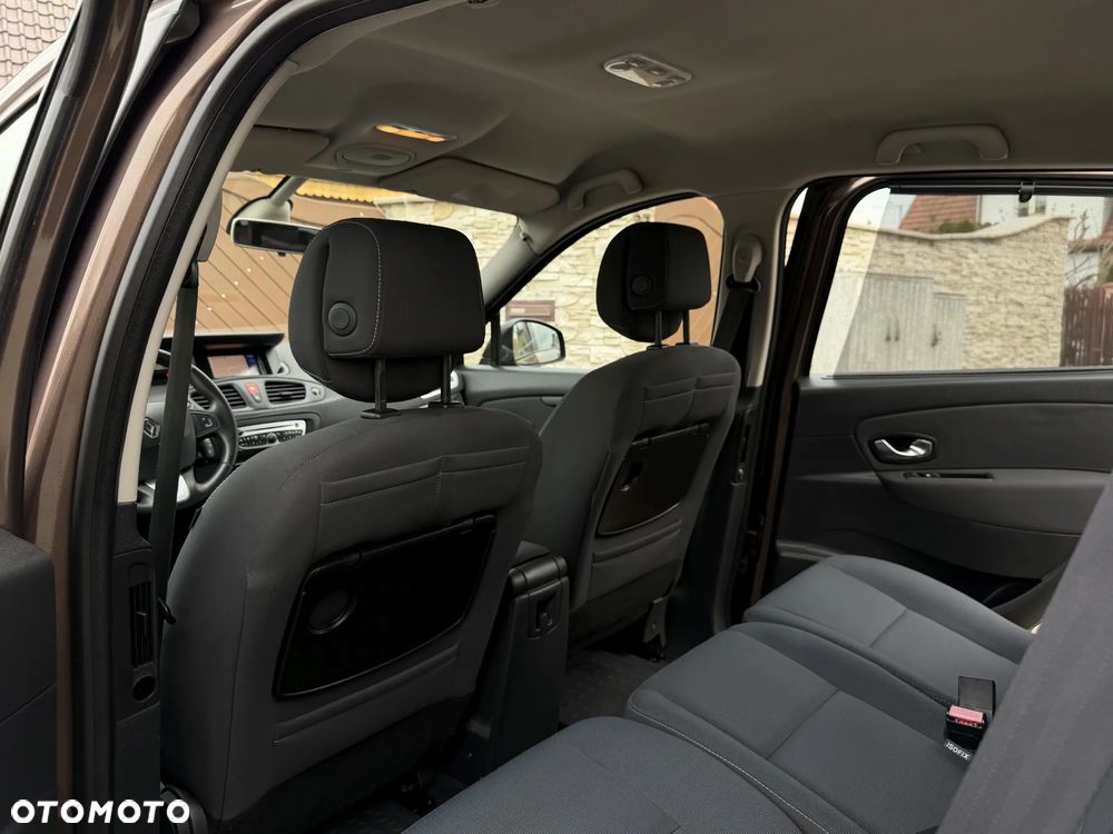 Renault Scenic 1.9 dCi Tech Run - 22