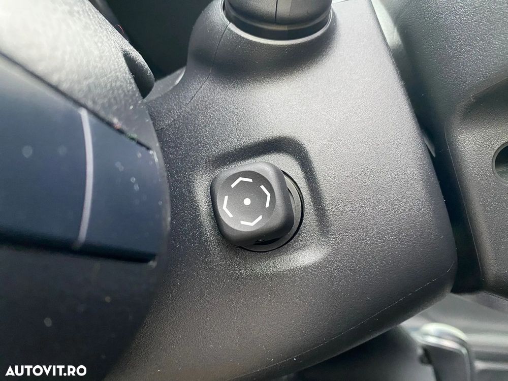 Toyota Camry 2.5 Hybrid Exclusive - 8